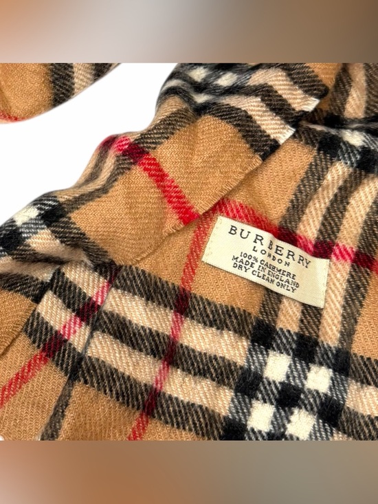 Burberry Authentic Cashmere Scarf - Picture 3 of 7